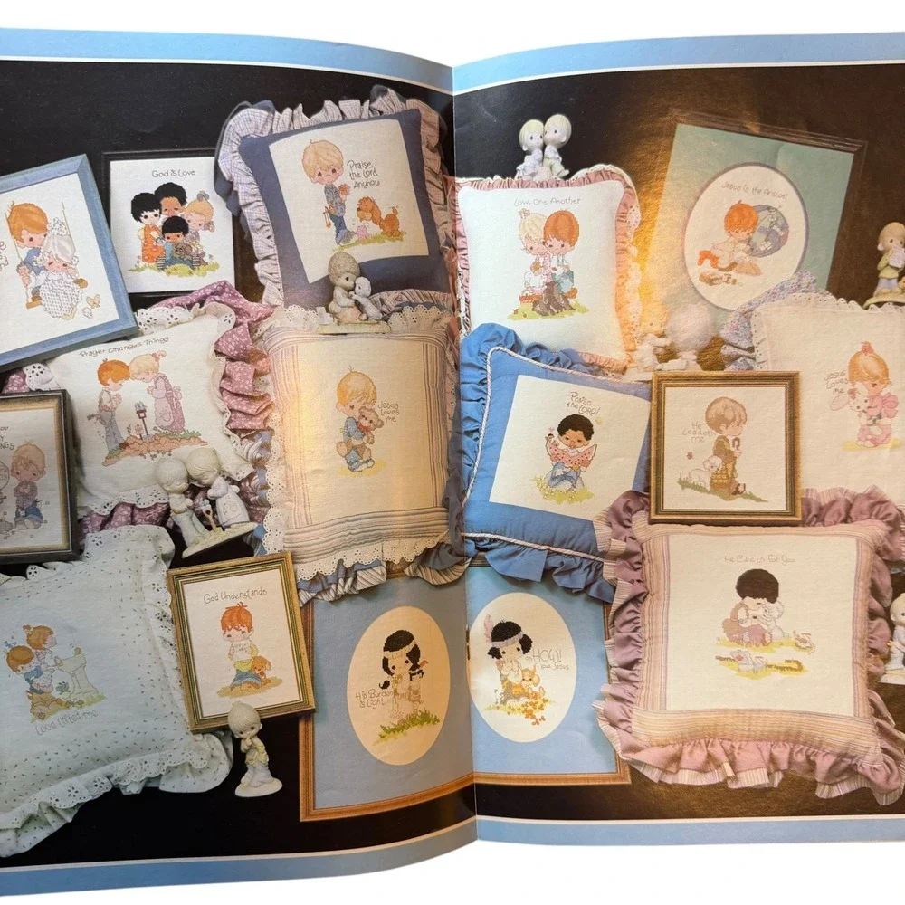 Precious Moments Cross Stitch‎ Book PM-1 by Gloria & Pat 1978 Vintage Patterns